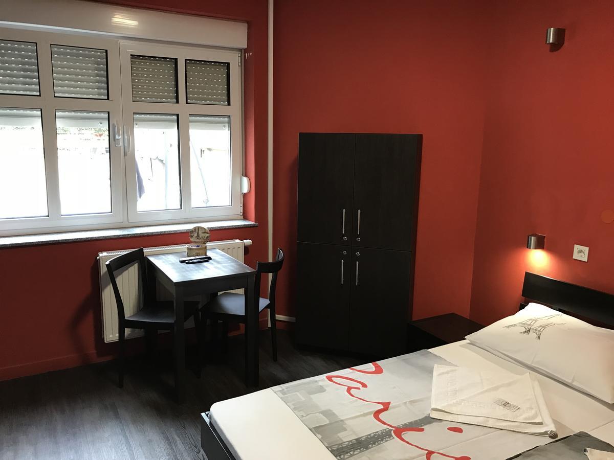 Hostel Paris Zagreb Luaran gambar